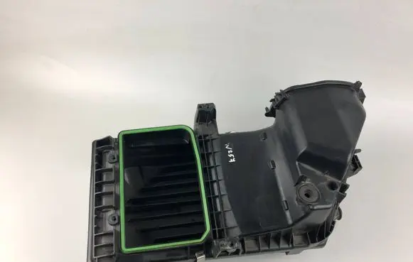 Mercedes-Benz CLS W257 Air filter box A6540900001