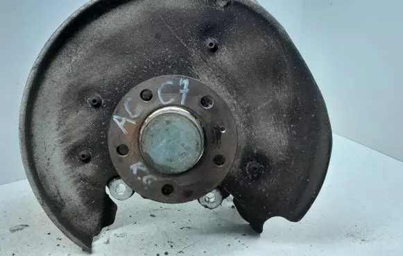 Audi A6 S6 C7 4G Rear wheel hub