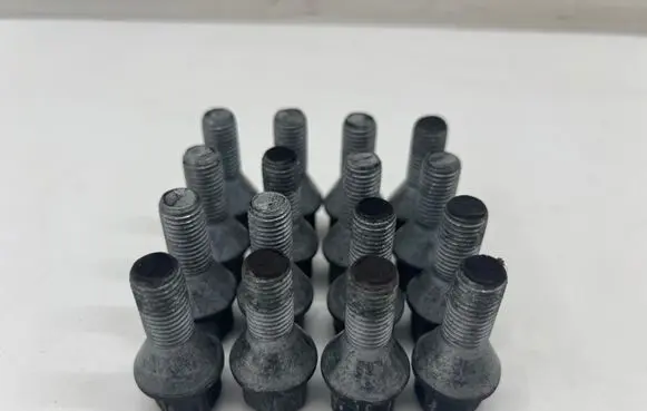 Renault Captur II Nuts/bolts 
