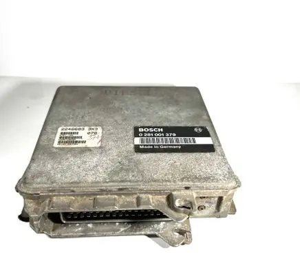 BMW 5 E39 Engine control unit/module 0281001379 2246683