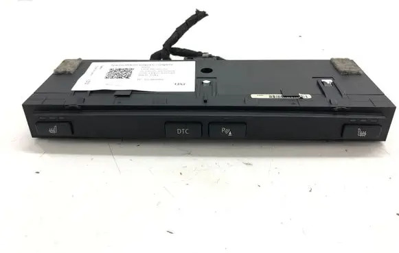 BMW 5 E60 E61 Seat heating switch 6952479