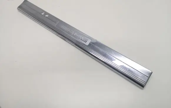 Mercedes-Benz CLS C219 Other sill/pillar trim element A2196801435