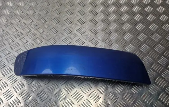 Front bumper splitter molding