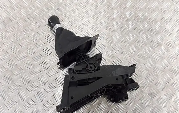 Ford Ecosport Gear shifter/selector c9b7a 230292