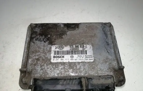 Volkswagen Golf IV Engine control unit/module 038906018J 0281001613