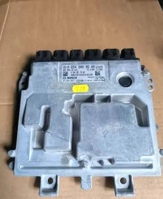 Engine ECU kit and lock set