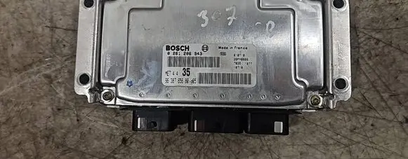 Peugeot 307 Engine control unit/module 0261206943 9638765680