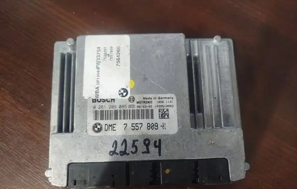 BMW 3 E90 E91 Engine control unit/module 7557809 0261209085
