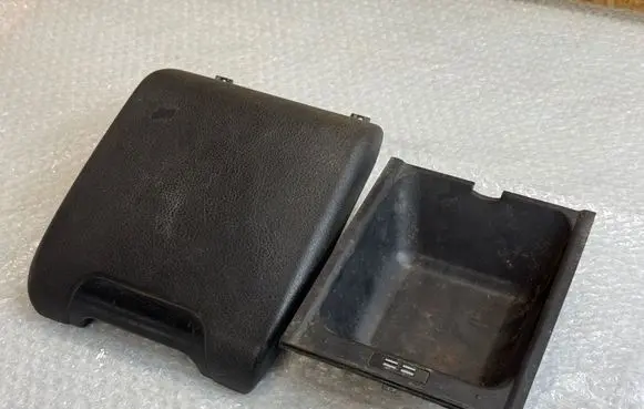 BMW 5 E39 Armrest 8196941 806219