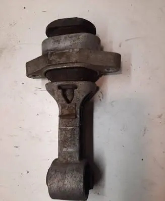 Hyundai i30 Gearbox mounting bracket