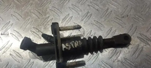 Opel Astra G Clutch master cylinder 90523770 kg15500tp01