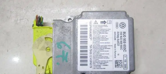 Audi Q3 8U Armrest 8U0959655C