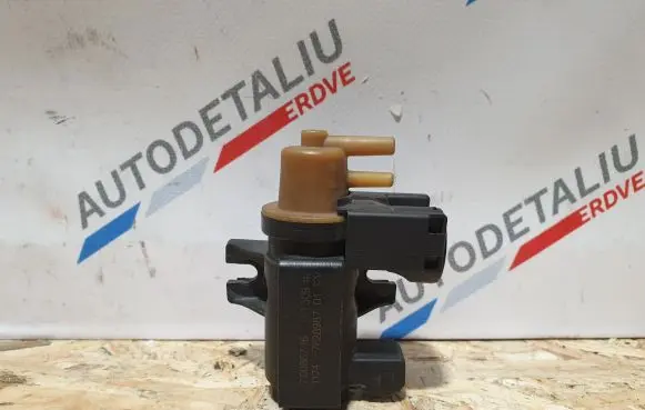 BMW 7 F01 F02 F03 F04 Vacuum valve 7628987 11747628987