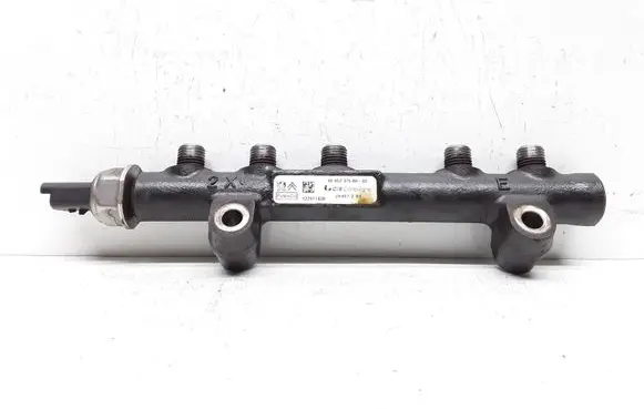 Volvo V60 Fuel main line pipe 9670076780 9685297580