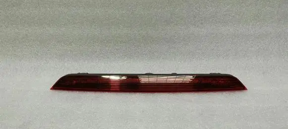 Porsche Cayenne (92A) Third/center stoplight 4L0945097