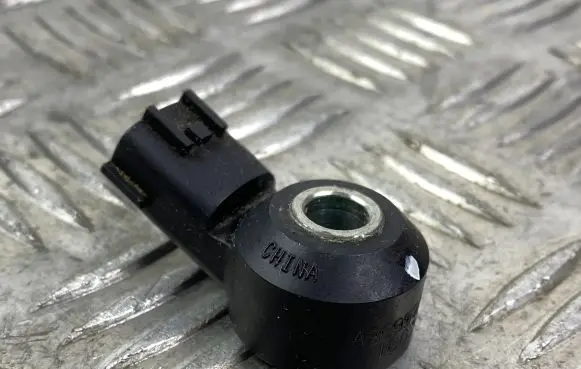 Detonation knock sensor