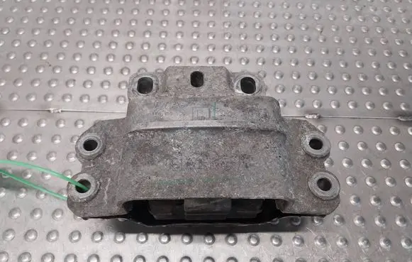 Audi A3 S3 8P Gearbox mounting bracket 1K0199555M