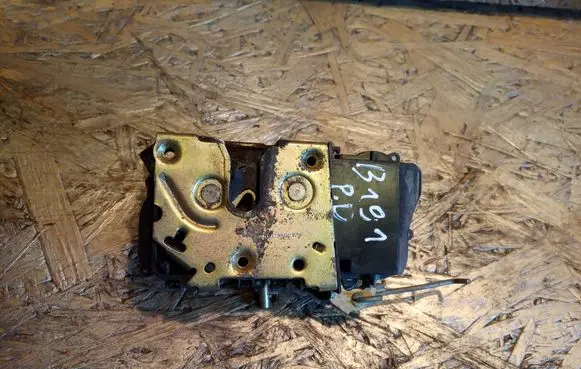 Citroen Xsara Picasso Front door lock