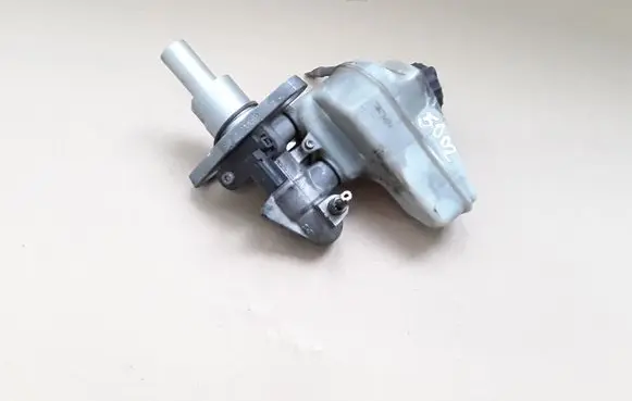 Skoda Superb B6 (3T) Master brake cylinder 03355890101