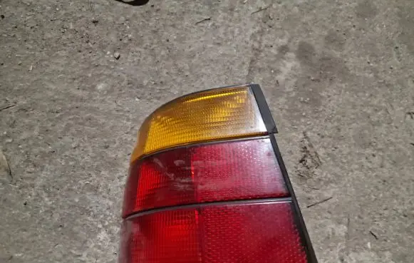 BMW 5 E34 Rear/tail lights 1384009L