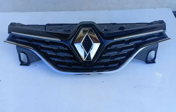 Renault Captur Front bumper upper radiator grill 620902271R