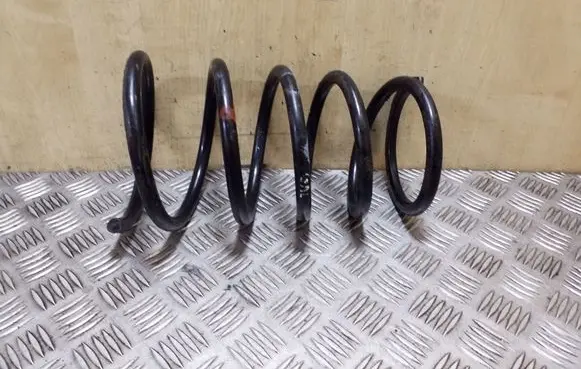 Nissan X-Trail T30 Rear coil spring