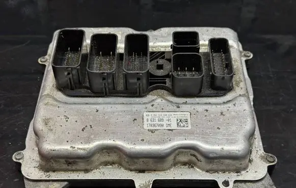 BMW 4 F32 F33 Engine control unit/module 8631689 0261S10548