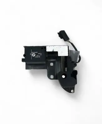 BMW 5 E39 Loading door lock 67118360193 8360193