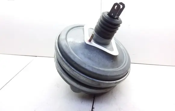 Mercedes-Benz E W210 Brake booster A2104300130