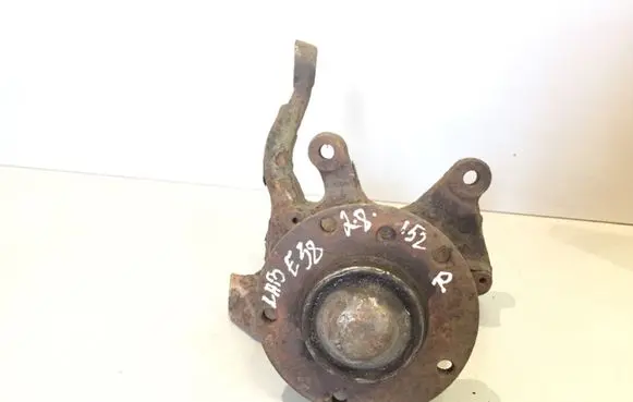 BMW 7 E38 Front wheel hub spindle knuckle