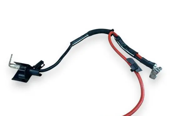 Volkswagen Golf VII Positive cable (battery) 5Q0971228A 15052019
