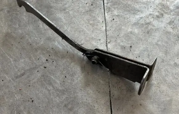 Renault Trafic III (X82) Front door check strap stopper