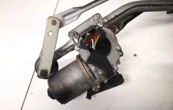 Ford Fiesta Wiper motor 2s6t17b571ac 2s6t-17b571-ac