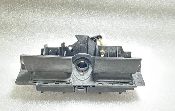Audi A6 S6 C6 4F Tailgate/trunk/boot exterior handle 8D9827565C 4B0827565H