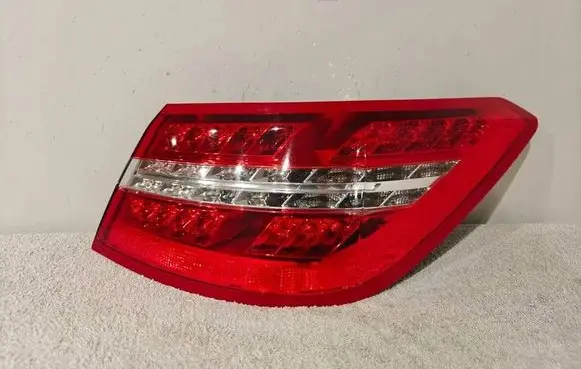 Mercedes-Benz E C207 W207 Rear/tail lights A2079060258 542022 780004