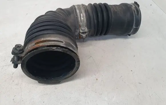 Mazda 6 Air intake hose/pipe R2AA1376X K3804