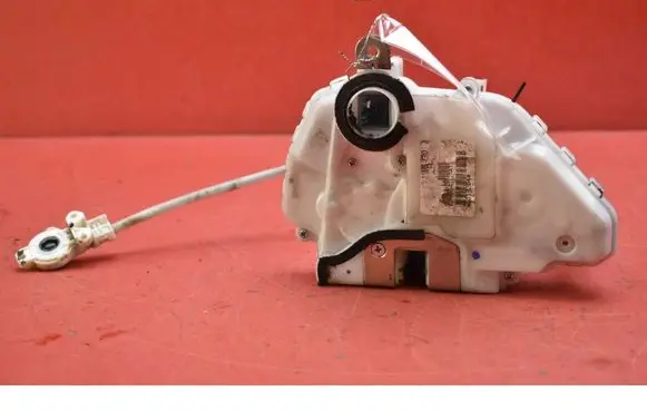 Honda Civic Front door lock