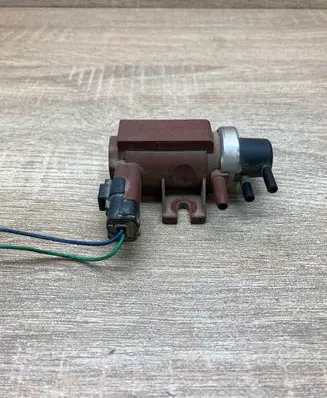 Citroen C4 I Picasso Turbo solenoid valve 9652570180 70096803 WITHCONNECTOR