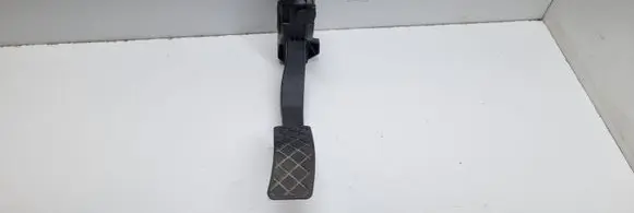 Audi A4 S4 B7 8E 8H Accelerator throttle pedal 8K1723523