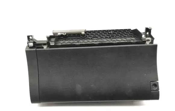 Lexus CT 200H Glove box 5556876010