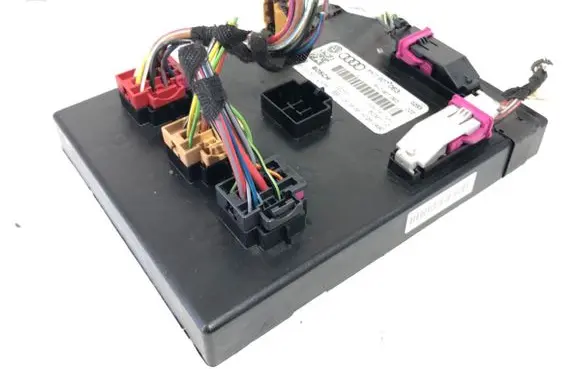 Audi A4 S4 B8 8K Other control units/modules 8K0907063