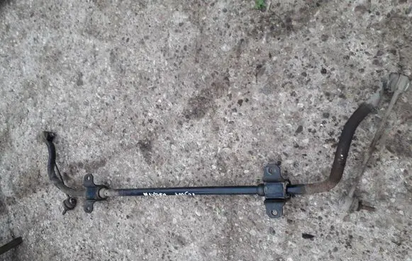 Ford Mondeo Mk III Front anti-roll bar/sway bar