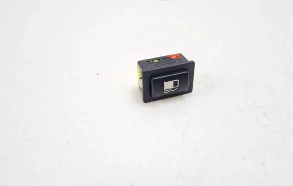 BMW 3 G20 G21 Fuel tank opening switch 9323414