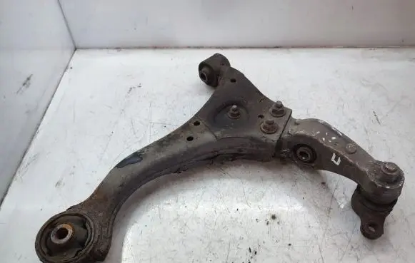 Hyundai Sonata Front control arm