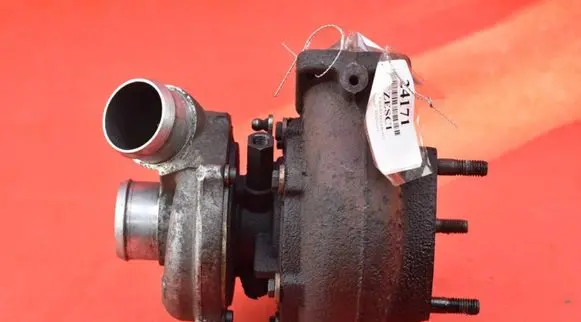 Land Rover Discovery 3 - LR3 Turbo system vacuum part 53049700069