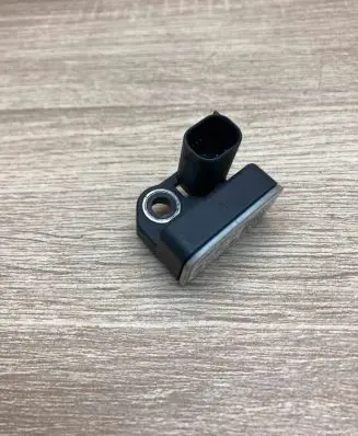 Mercedes-Benz E C207 W207 Airbag deployment crash/impact sensor A0055421218