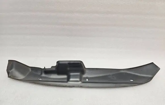 Volvo XC90 Fender end trim 31353953