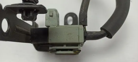 Hyundai Tucson TL Vacuum valve 351202A450 16T3160569