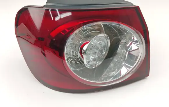 Volkswagen Golf Plus Rear/tail lights 5M0945095M 96496101