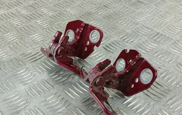 Rear door hinge set
